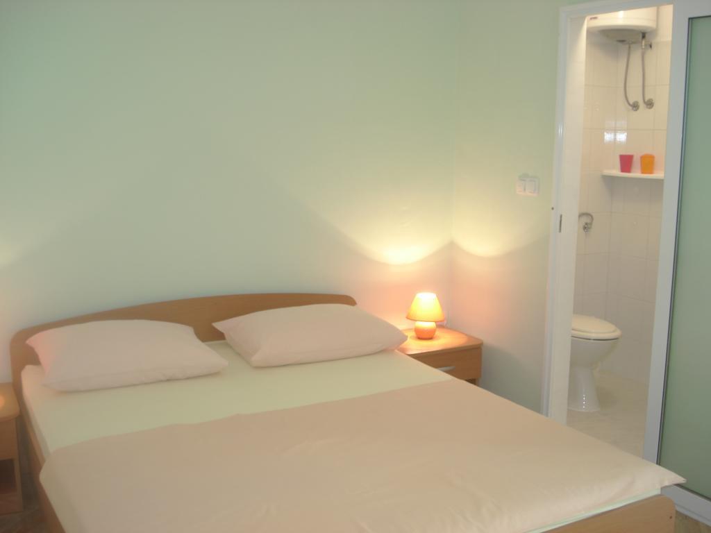 Apartments Smiljana Omiš Eksteriør billede