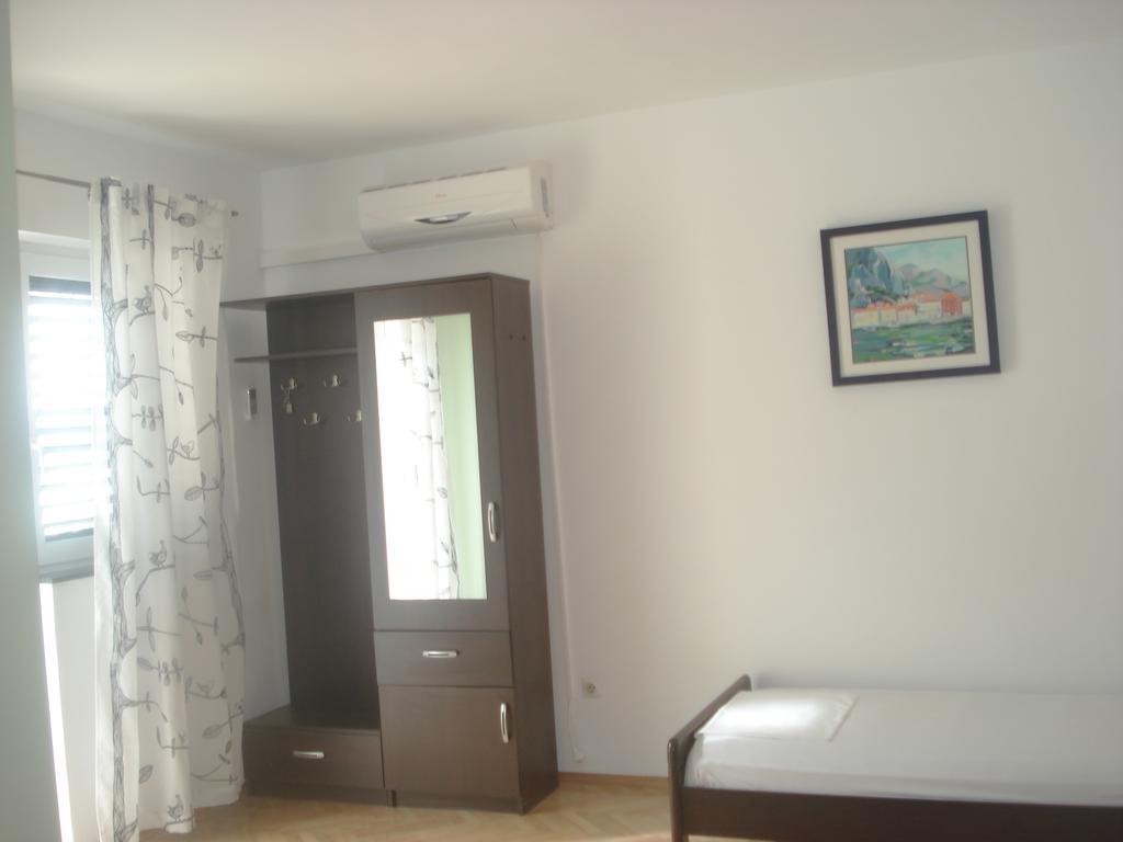 Apartments Smiljana Omiš Eksteriør billede