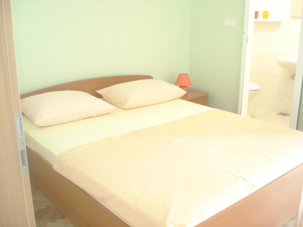 Apartments Smiljana Omiš Eksteriør billede